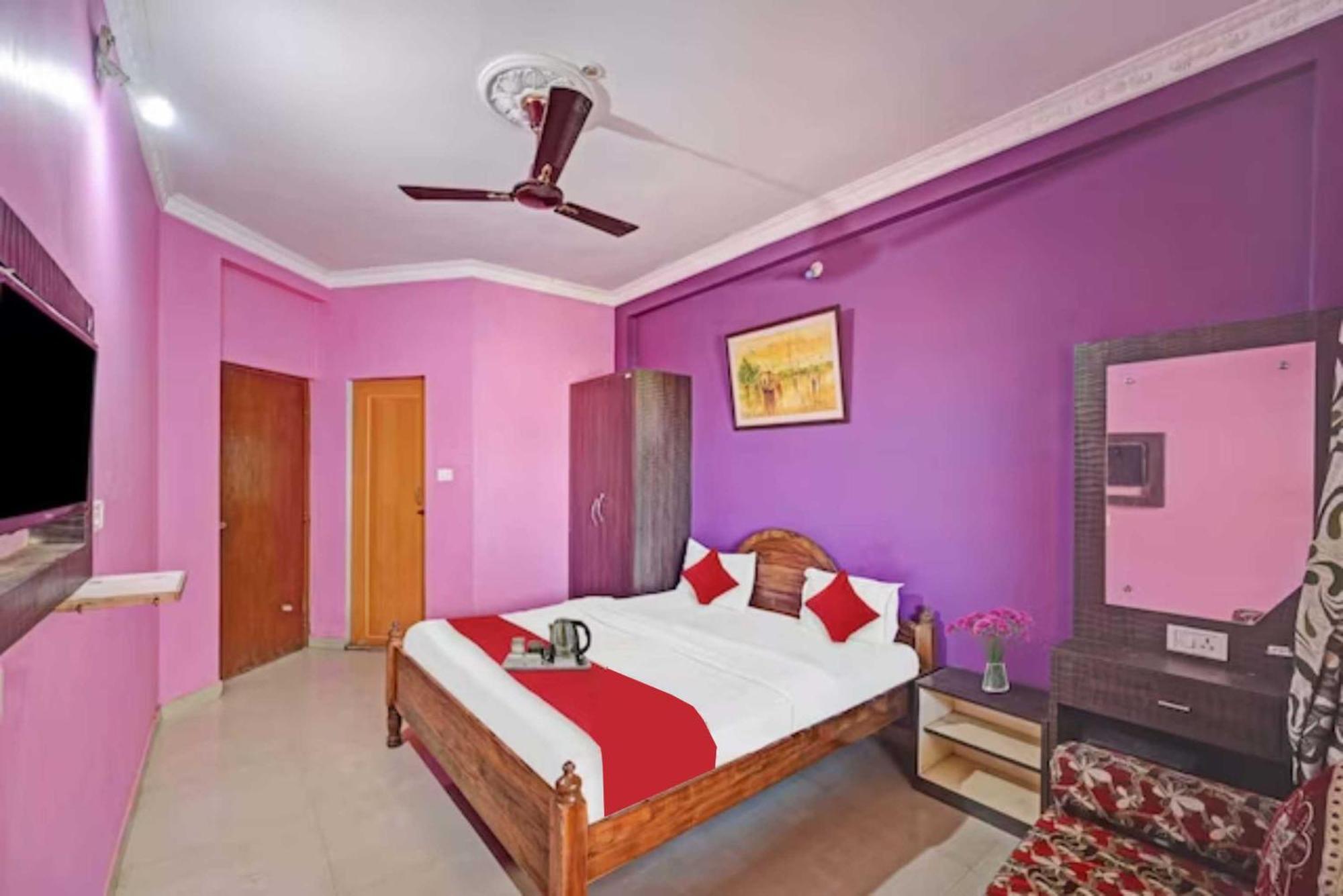Goroomgo Varanasi Paradise Varanasi - Parking & Restaurant Available - Perfect Location And Comfortable Room Exteriér fotografie