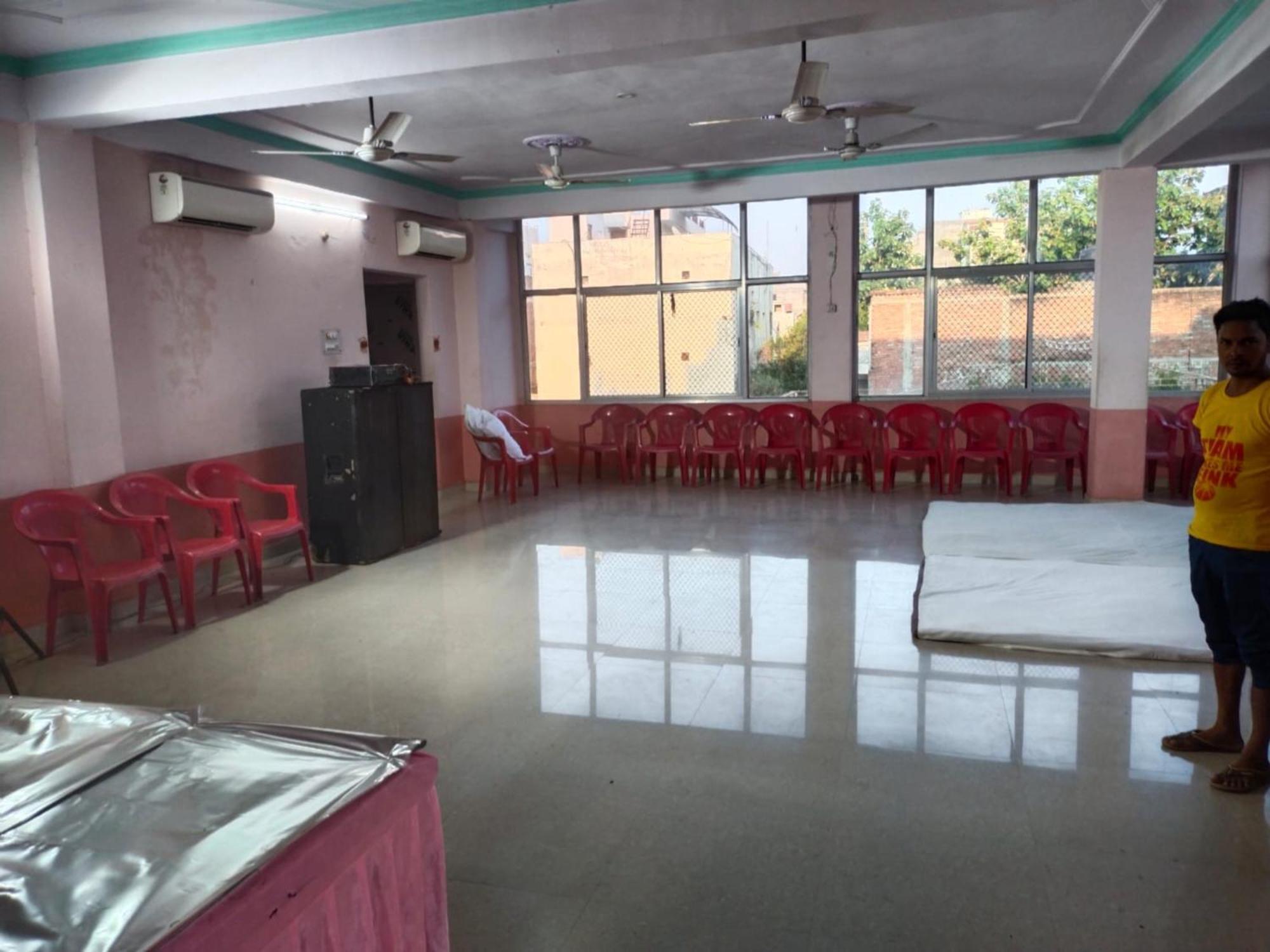 Goroomgo Varanasi Paradise Varanasi - Parking & Restaurant Available - Perfect Location And Comfortable Room Exteriér fotografie